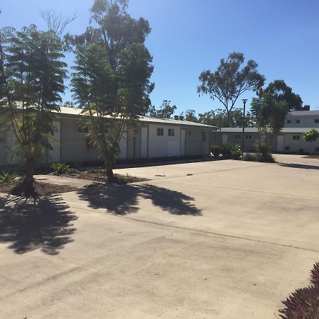 Swag Motel Middlemount Exterior foto